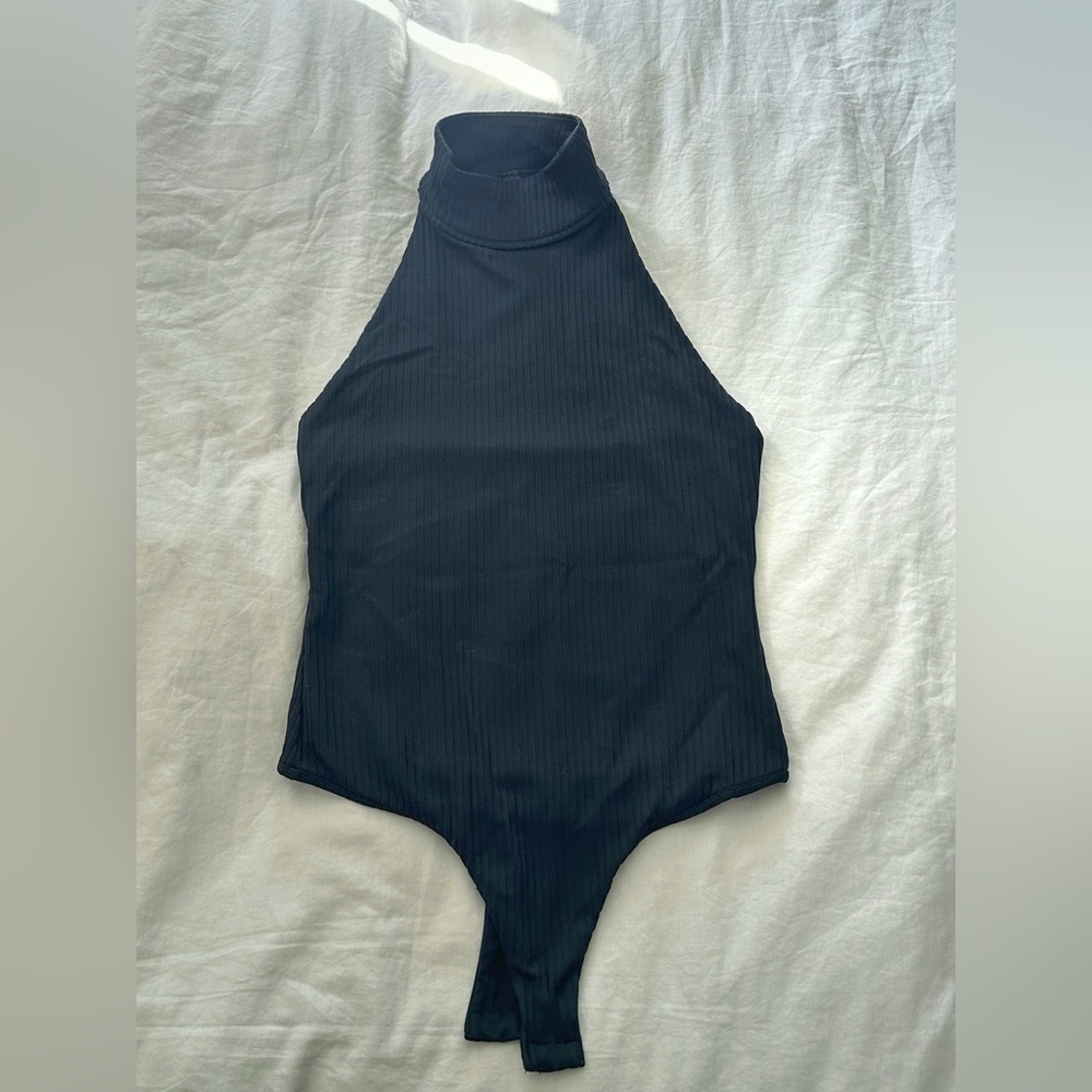 Victoria Sport Black Ribbed Mock Neck Top